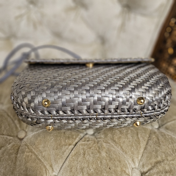 Italian Brand Roberto Rico woven plastic wricker wood top handle 2 way bag - Picture 4 of 7